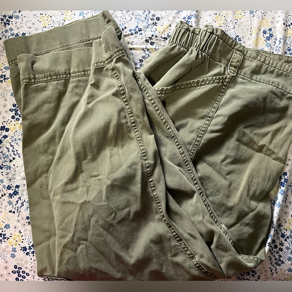 Cargo Pants - Picture 2 of 2